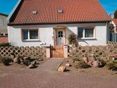Foto - Familienfreundliches EFH m. Hof und Garten in guter Lage