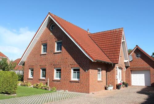 Foto - Von Privat:gepfl.Einfamilienhaus in Deichnähe mit Garage,Terrasse