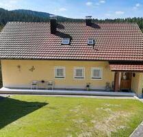 Gepflegtes Einfamilienhaus am Fuße des Ossers - Lohberg