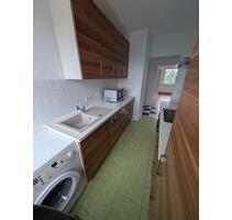 Sanierte 3 R.-Whg mit Einbauküche, Waschmaschine und Balkon - Zeitz