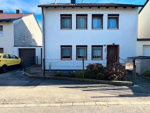 Foto - 7 Zimmer Einfamilienhaus zum Kaufen in Geisenhausen