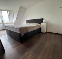 Gemütliche 3-Zimmer-Maisonette mit Balkon, Krefeld