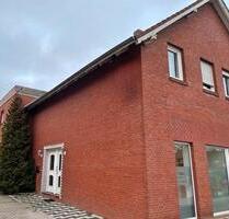 Ab Sofort zum Vermieten - 1.300,00&nbsp;EUR Kaltmiete, ca.&nbsp; 166,00&nbsp;m&sup2; in Aurich (PLZ: 26603)