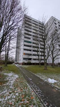 Foto - 3-Z-Whg, Balkon, EBK, 1 TG-Stellpl+2 Außenstellpl, provisionsfrei