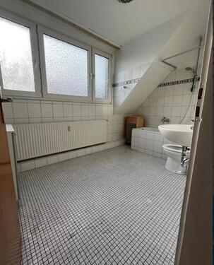 Foto - Dachgeschoßwohnung in Oberhausen zur Miete