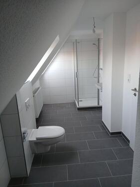 Foto - Sanierte 3-Zimmer-Wohnung mit 98m² zentral in Hude.