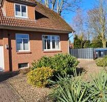 Helle freundliche Dachgeschoss-Wohnung - Oldendorf