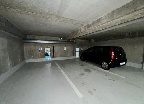 Foto - Tiefgaragenstellplatz im Leinehotel in Göttingen