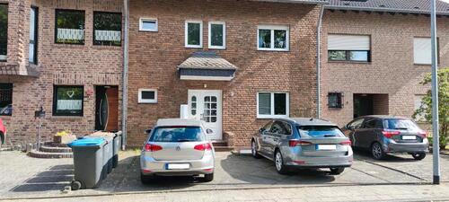 Foto - Ein-Zweifamilienhaus mit Einliegerwohnung in Bergheim-Zieverich