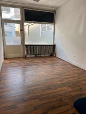 Foto - 2 große Büros Räume zu vermieten