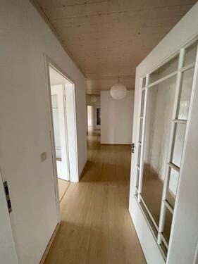 Foto - 4 Zimmer Wohnung zur miete - 900,00 EUR Kaltmiete,