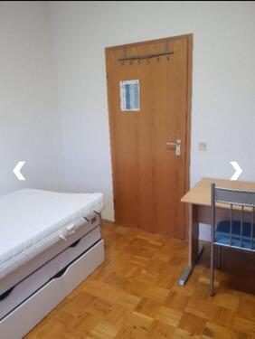 Foto - Helle Zimmer zu vermieten im WG Nur ein Zimmer zu vermieten