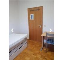 Helle Zimmer zu vermieten im WG Nur ein Zimmer zu vermieten - Kassel Südstadt