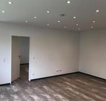 Sanierte 2 Zimmer EG-Wohnung mit EBK & Balkon in Calw Heumaden