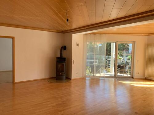 Foto - Wohnung mit EBK nur an solventes Ehepaar zu vermieten