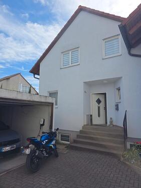 Foto - Reihen-Eck-Haus in Wertheim-Bestenheid