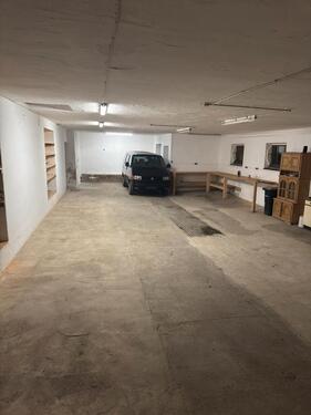 Foto - Garagenstellplätze - 50,00 EUR Miete,