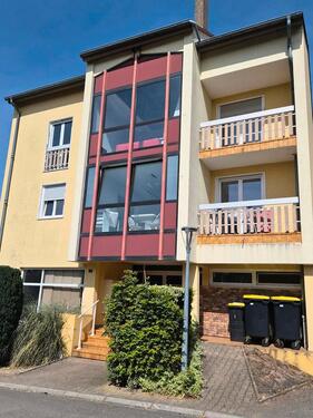 Foto - moderne Maisonette Wohnung mit Kamin, Süd Fenster nach Sanierung