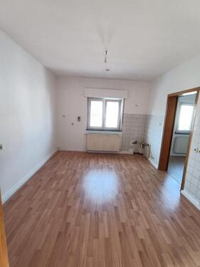 Foto - Helle 2,5 -Zimmer Wohnung 1. Stock Worms - Pfiffligheim