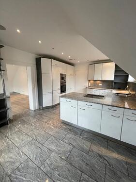 Foto - Moderne 5-Zimmer-Maisonettewohnung (120 m²)