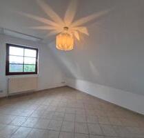 2 Raum Wohnung in Poseritz - 600,00&nbsp;EUR Kaltmiete, ca.&nbsp; 50,00&nbsp;m&sup2; in Samtens (PLZ: 18573)