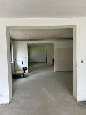 Foto - LagerBüroProduktionshalle bei Bedarf mit Wohnung
