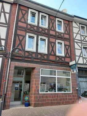 Foto - Wohn- u. Geschäftshaus in Herzen Sontras mit derzeit 8% Rendite