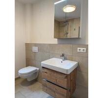 2-Zimmer Wohnung, EG, Neuwertig, EBK, Top Lage - Straubing