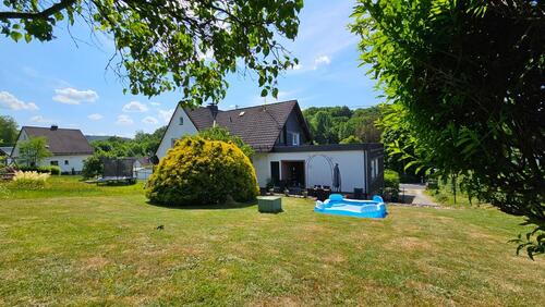 Foto - Charmante 4 Zimmer Wohnung mit großem Garten in Wiehl