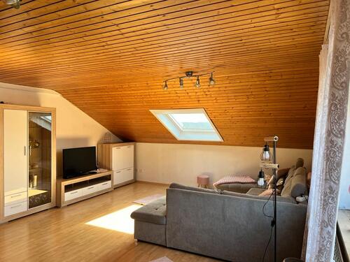 Foto - 5 Zimmer Dachgeschoßwohnung zur Miete in Weilerbach