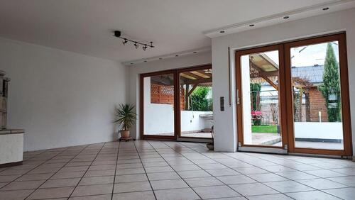 Foto - Einfamilienhaus in Rhodt unter Rietburg