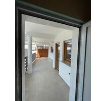 110 m² 4. Zimmerwohnung mit ca. 27 m² Gewerbeeinheit. - Bad Ems