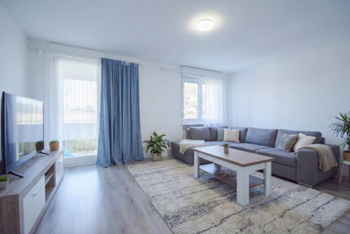 Foto - Lichtdurchflutetes Familienglück: Großzügige 4-Zimmer-Wohnung mit Blick ins Grüne