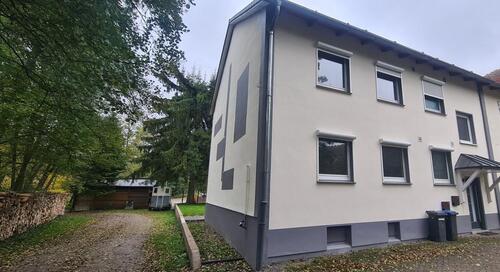 Foto - Haus zu Vermieten (2 Wohnung Möglich)