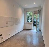 Kernsaniert! 2 Zimmer Erdgeschoss Wohnung mit Garten - Emmerich am Rhein