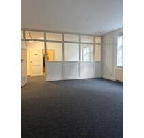 Frisch renovierte Gewerbeflächen mit historischem Charme - Wolfenbüttel Adersheim