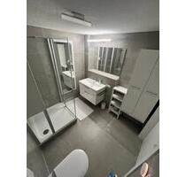 Luxuriöse, möblierte 2-Zimmer Wohnung mit Terrasse in Tübingen Luxuriöse, möblierte 2-Zimmer Wohnung mit Terrasse in Tübingen