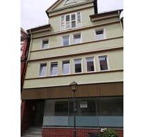 Haus mit 2 Wohnungen und einem Ladengeschäft - Hessisch Lichtenau