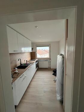 Foto - Schöne 2-Zimmer Wohnung 60 m² mit Balkon – frisch renoviert