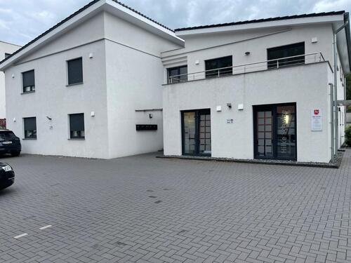 Foto - Schöne 3-Zimmerwohnung mit Dachterrasse