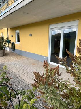 Foto - Helle Wohnung mit Terrasse - 650,00&nbsp;EUR Kaltmiete, ca.&nbsp; 96,00&nbsp;m&sup2;