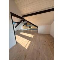 Helle 3-Zimmer Dachgeschosswohnung - Saarbrücken Ensheim