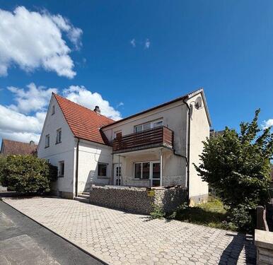Foto - Haus in Mitwitz - 105.000,00&nbsp;EUR Kaufpreis, ca.&nbsp; 150,00&nbsp;m&sup2;