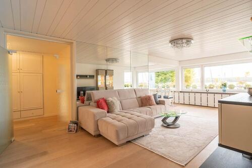 Foto - Luxuriöse, möblierte Wohnung für Geschäftsleute in Premiumlage an der Kiellinie mit Meerblick