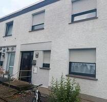 ohne Makler leerstehendes Reihenmittelhaus in zentraler Lag - Holzwickede