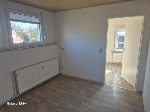Foto - 4 Zimmer Dachgeschoßwohnung zur Miete in Bunde
