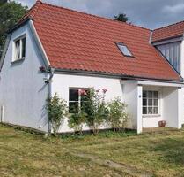 Haus vollsanierungsfähiges oder Grundstück - Stockelsdorf