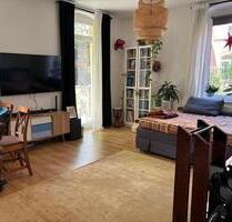 Ruhige Oase im Hinterhaus – Schöne 2-Zimmer-Whg. mit Terrasse - Kassel Südstadt