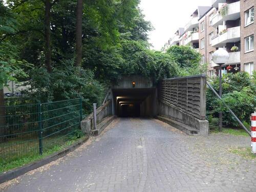 Foto - Wettergeschützt parken - Wohnberechtigungsschein (WBS) erforderlich Nur für Zweiräder!