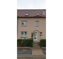 Reihenmittelhaus (MASSIV) in ruhiger und zentraler Lage - Steinbach-Hallenberg